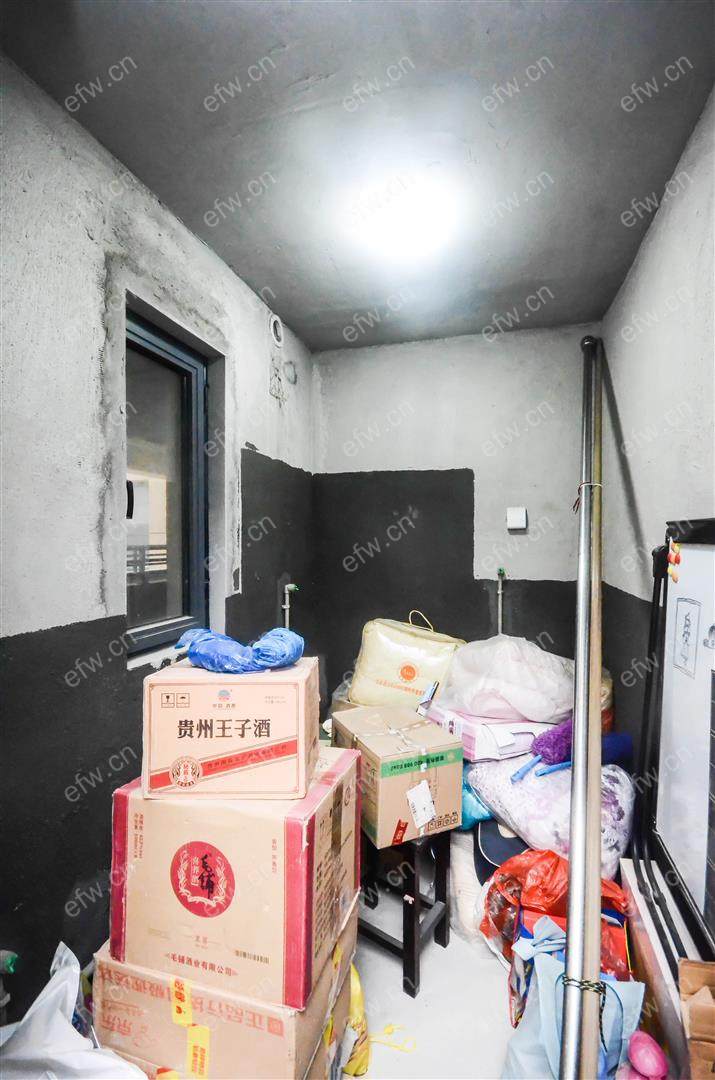 金扬怡庭    低价格..