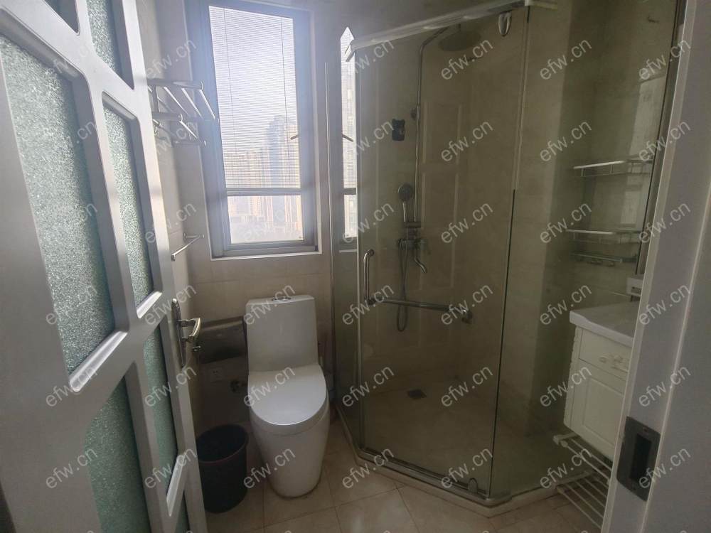 蔚蓝观邸公寓 精装一室一厅