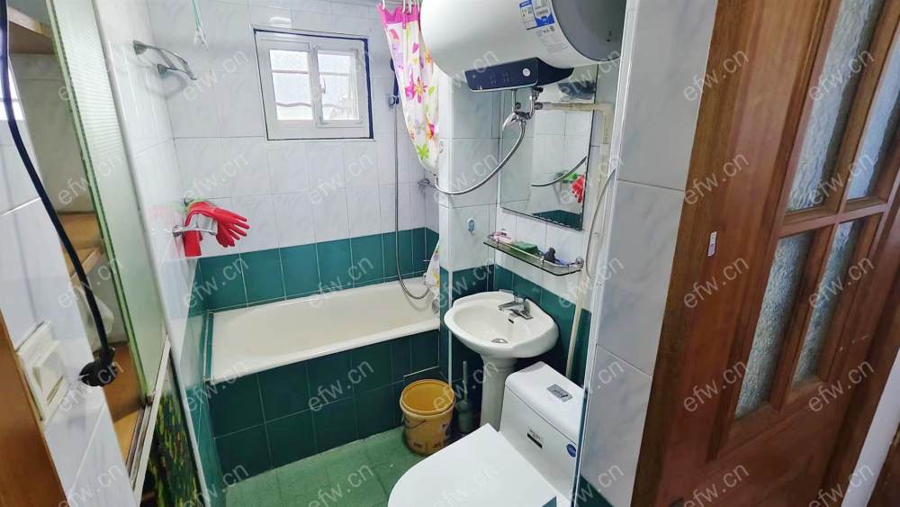 两室两厅  随时看房  诚心出租