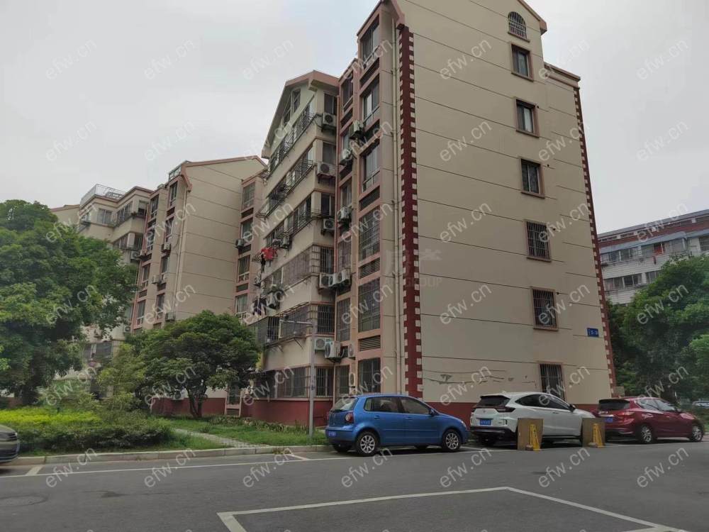 精装，拎包入住  138万