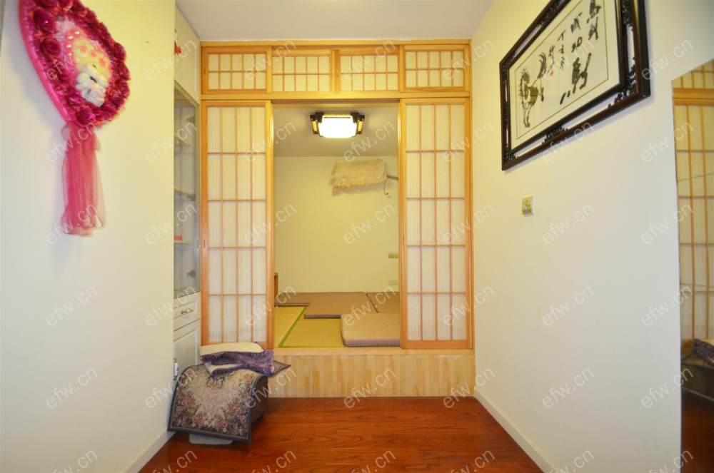新出捡漏保真房源---价低急售 精装自住保养特好 小户型,总价低,朝向好