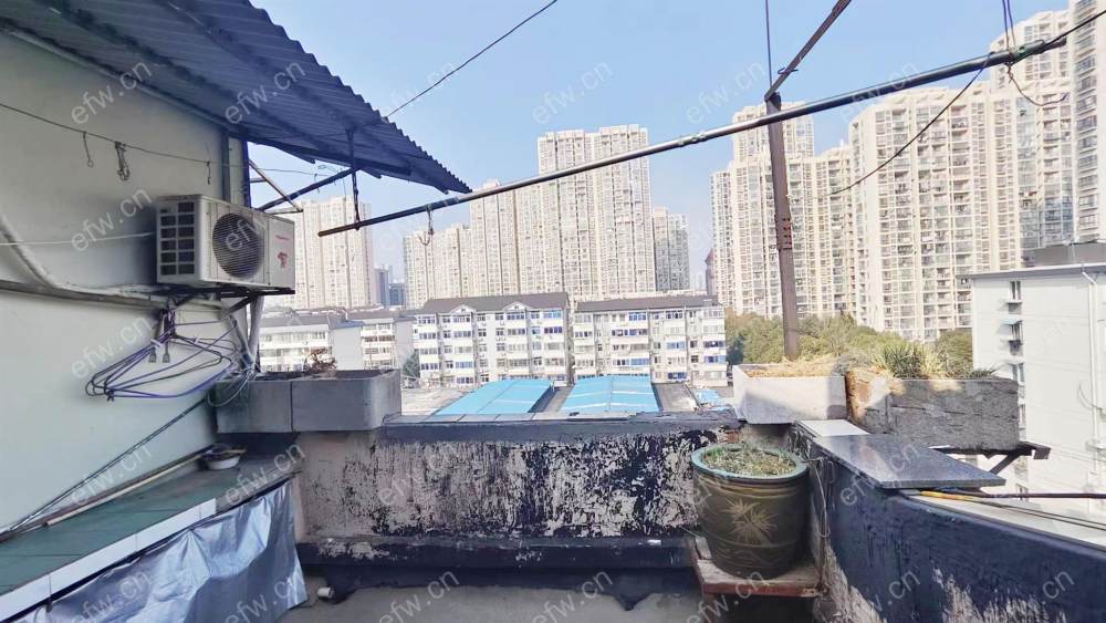 两室两厅  随时看房  诚心出租