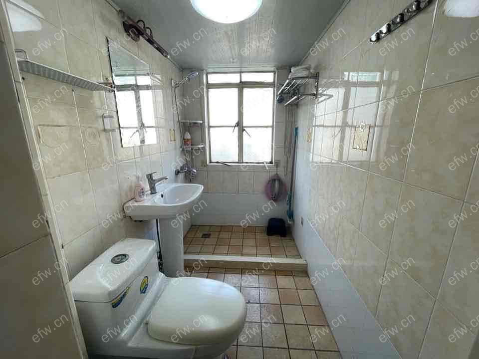 清扬新村 1室1厅1卫