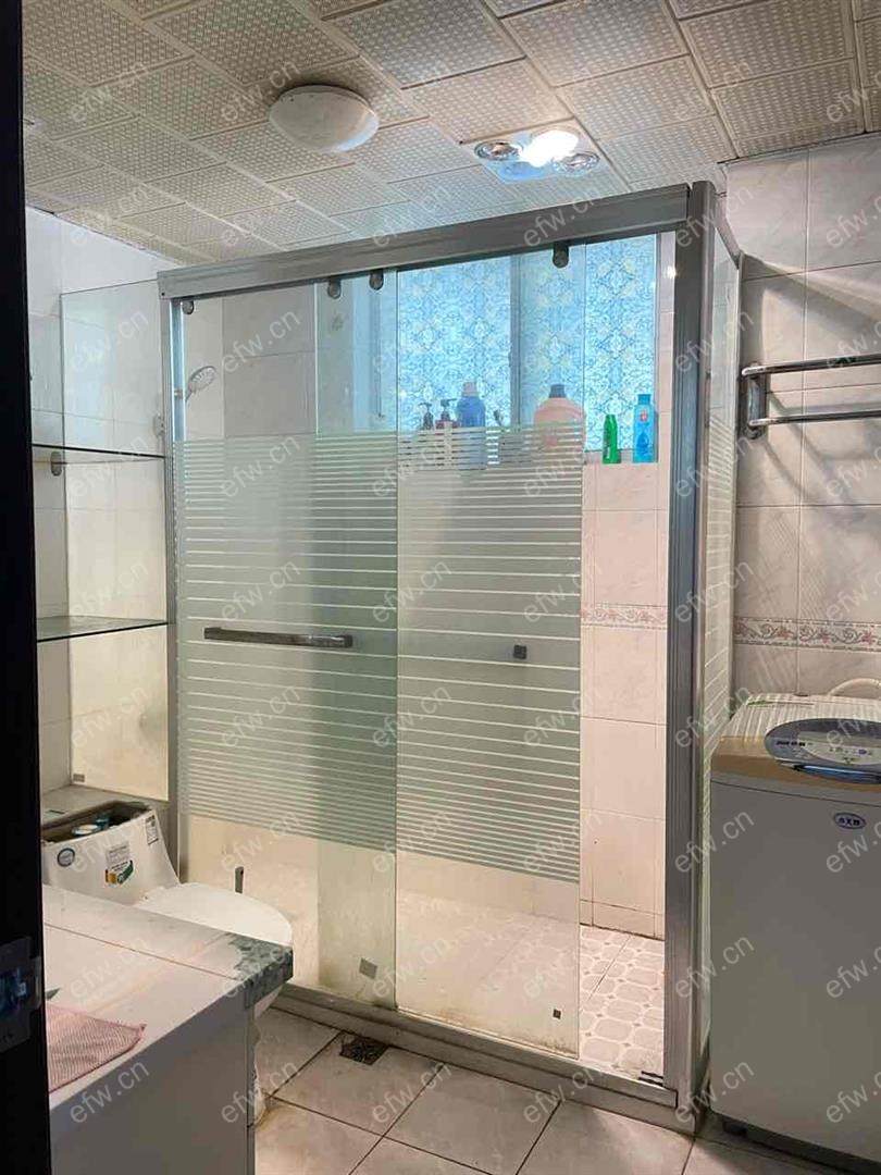 员工宿舍，办公 住人都可以  随时看房