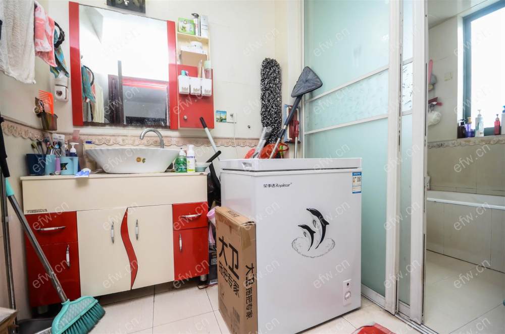 全明东边户room房,village 格局工整合理