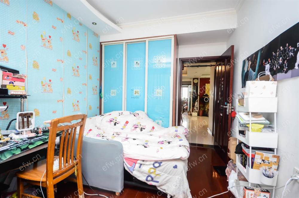 全明东边户room房,village 格局工整合理