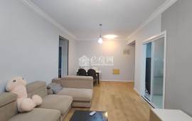 美湖家园 精装两室两厅