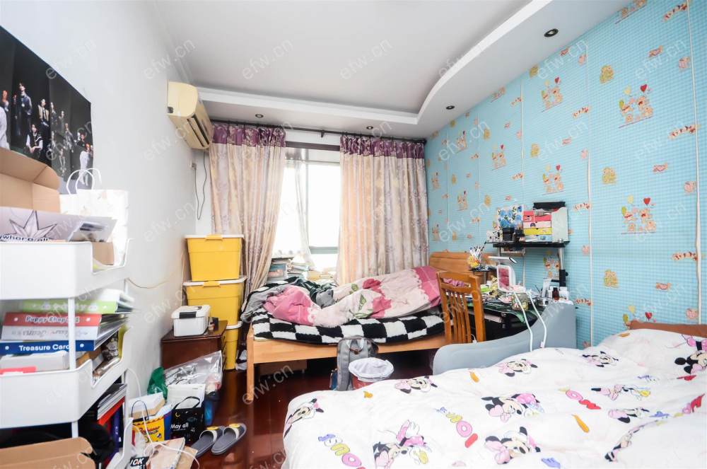 全明东边户room房,village 格局工整合理