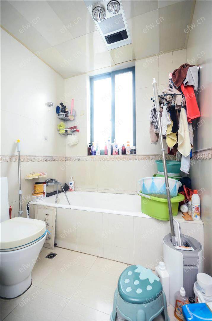 全明东边户room房,village 格局工整合理