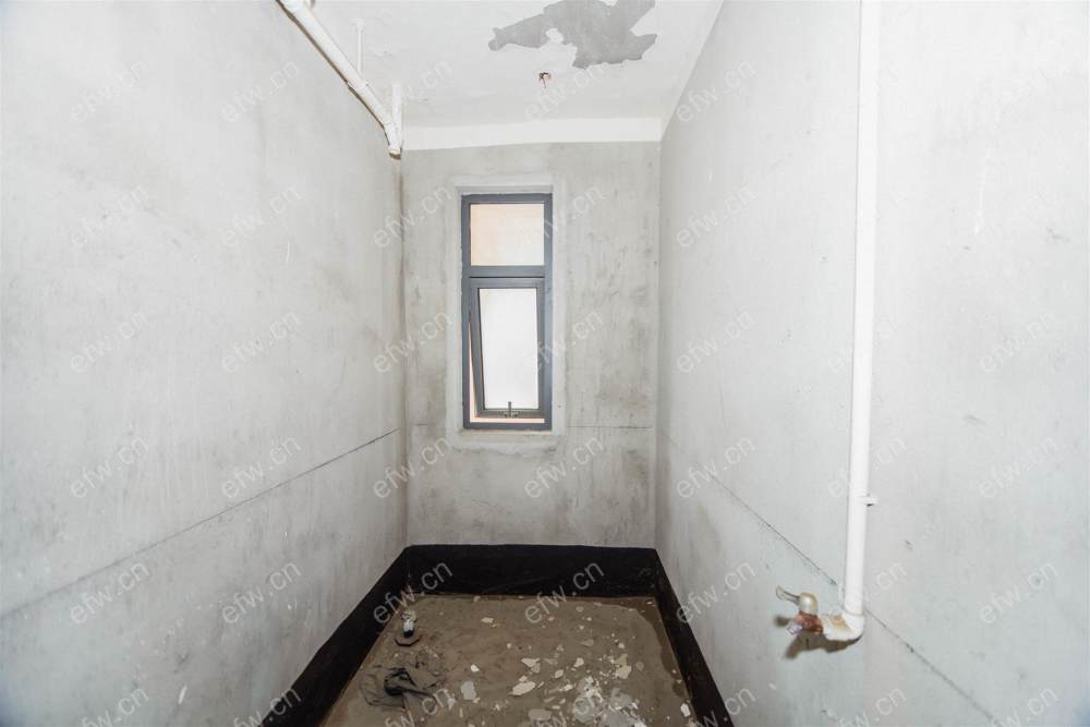 看价格 看位置 地铁口茂业天地 毛坯任你装电梯三房
