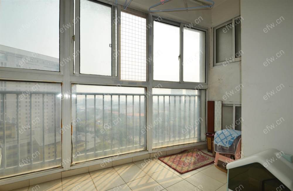 两室一厅