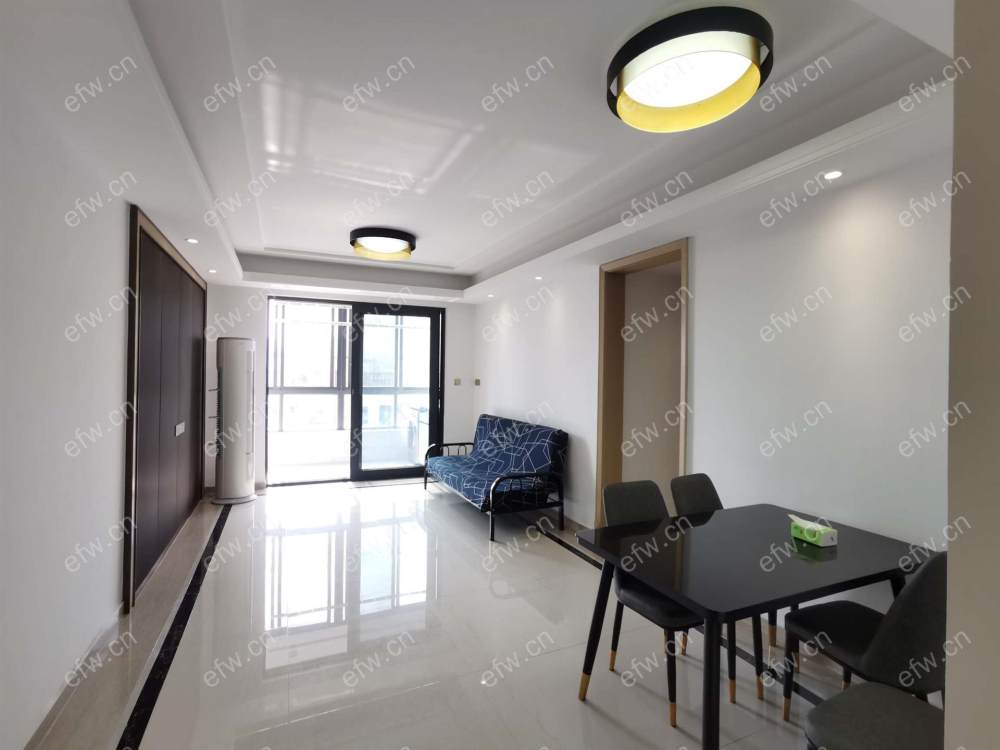 room房豪装拎包即住,village尽享优雅品质,多重阳台+飘窗