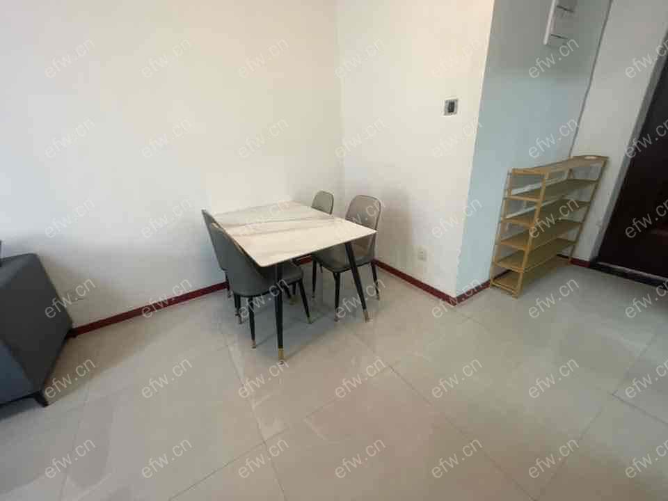 融创运河壹号府精装2室  随时看房 拎包入住看房有密码