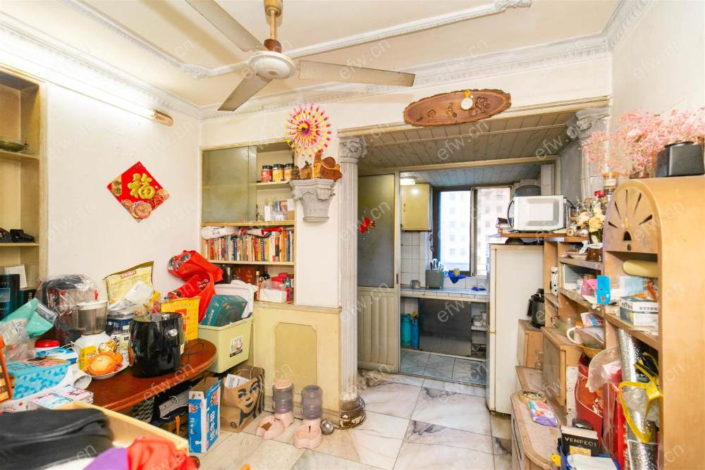 2房豪装拎包即住,山明四村尽享优雅品质,多重阳台+飘窗