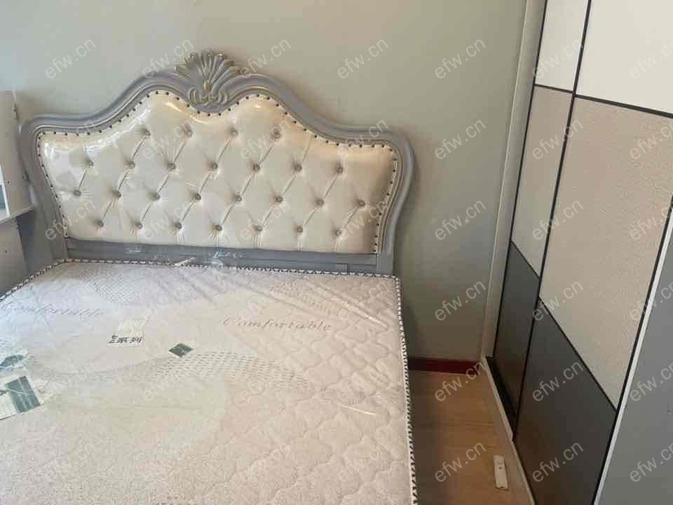 融创运河壹号府精装2室  随时看房 拎包入住看房有密码