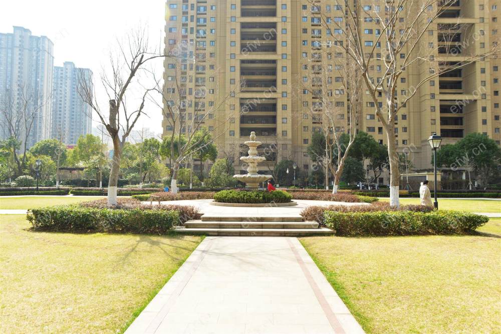 人民医院旁 自住高端精装好三房 诚心出
