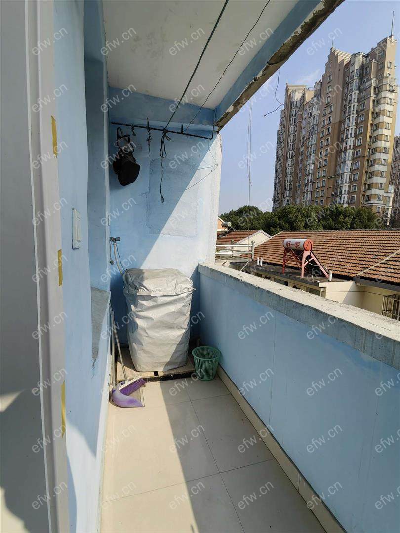 团结二村 1室1厅 精装修 没有燃气