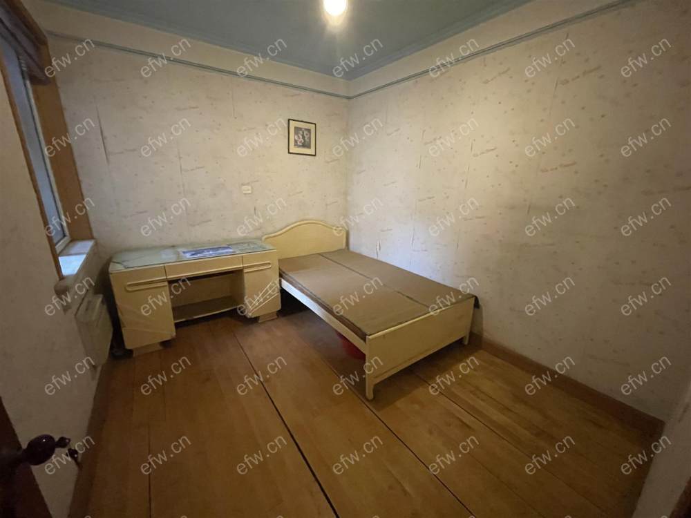 前宋巷三室出租，根据付款方式价格可谈