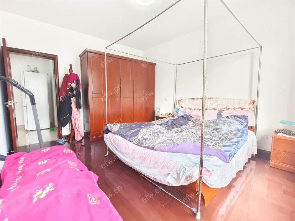 精装修拎包入住楼梯房