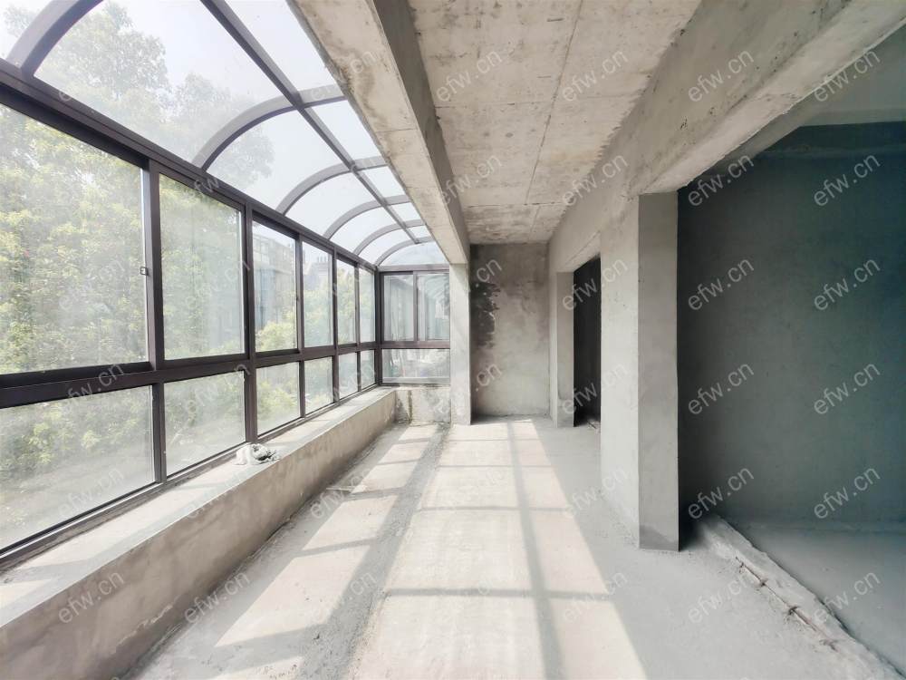 在卖的 看房联系 土建已做好！