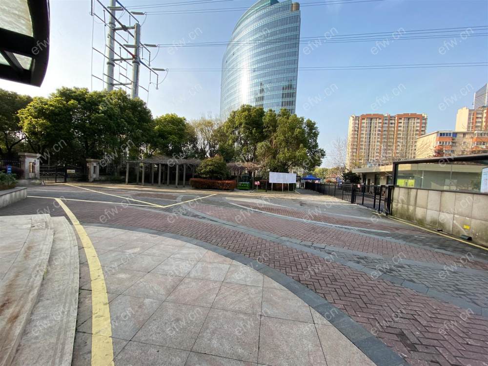 南师大附小蠡湖香榭   纯毛坯两房