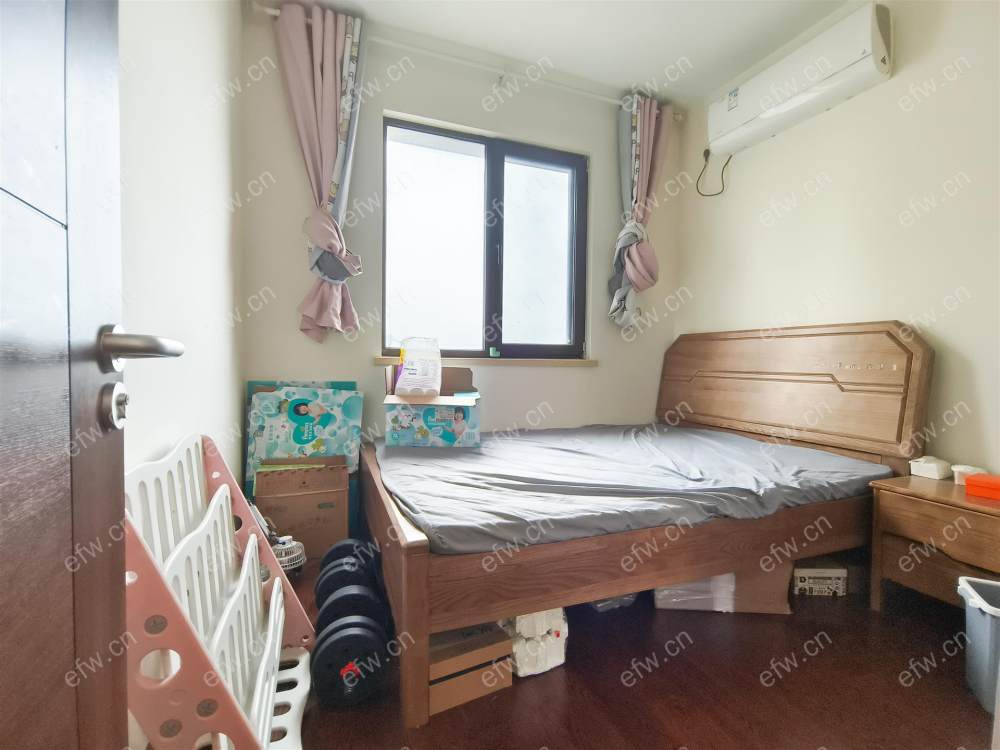 3房豪装拎包即住,万科天一玖著(凤天美庭)尽享优雅品质,多重阳台+飘窗
