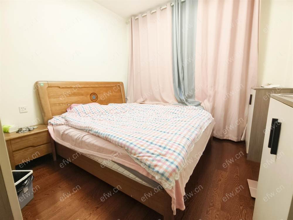 3房豪装拎包即住,万科天一玖著(凤天美庭)尽享优雅品质,多重阳台+飘窗