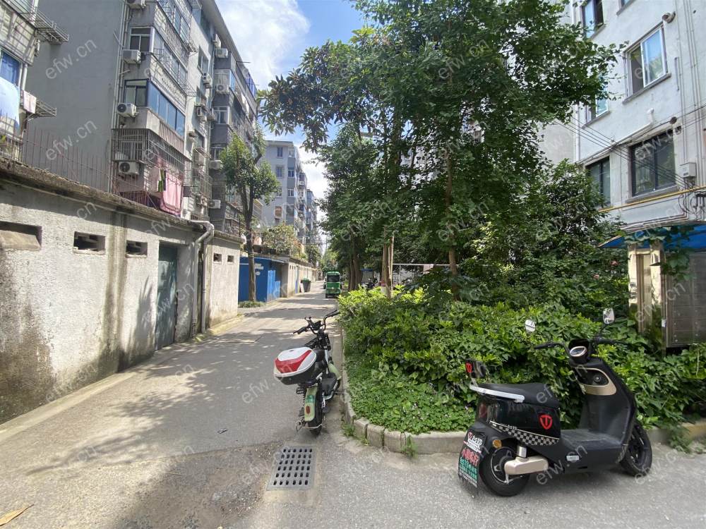 精装一房  拎包入住