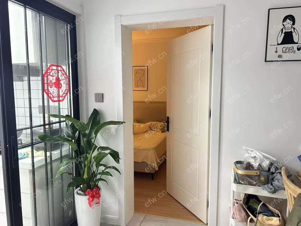 自住婚装两房出租