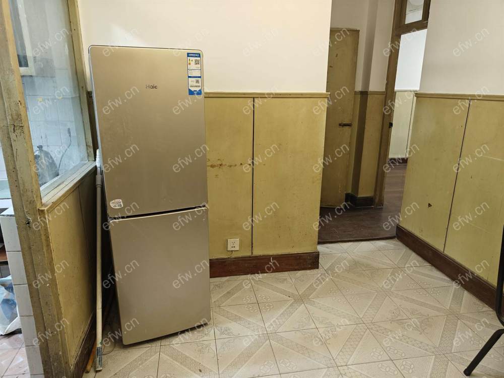 家电齐全 带飘窗 江海新村 采光好 绿化好