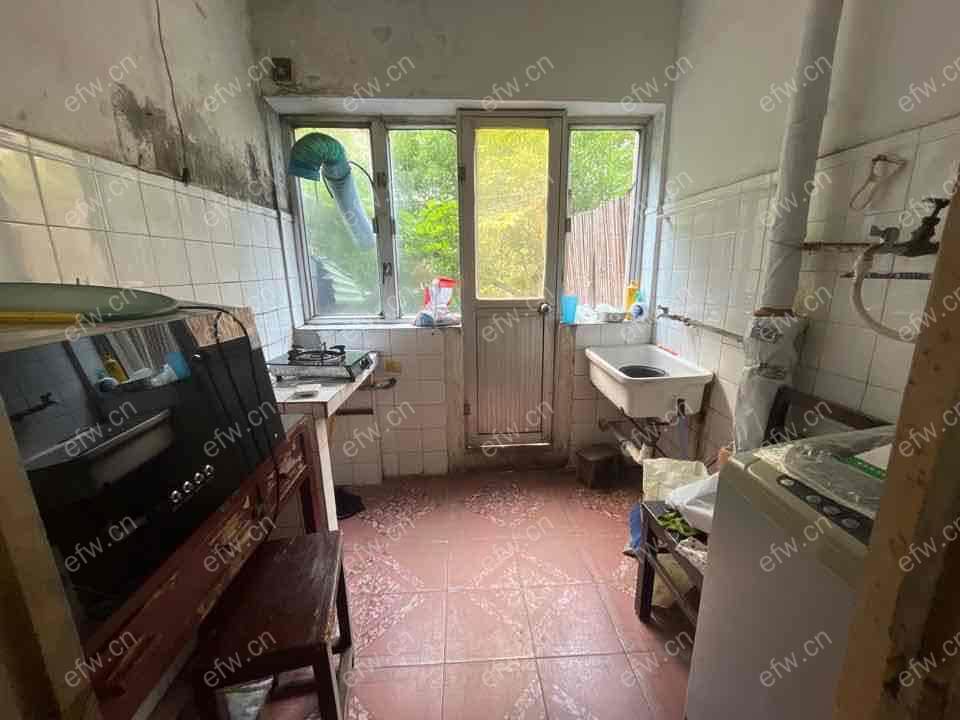 德兴巷精装1室  随时看房 拎包入住