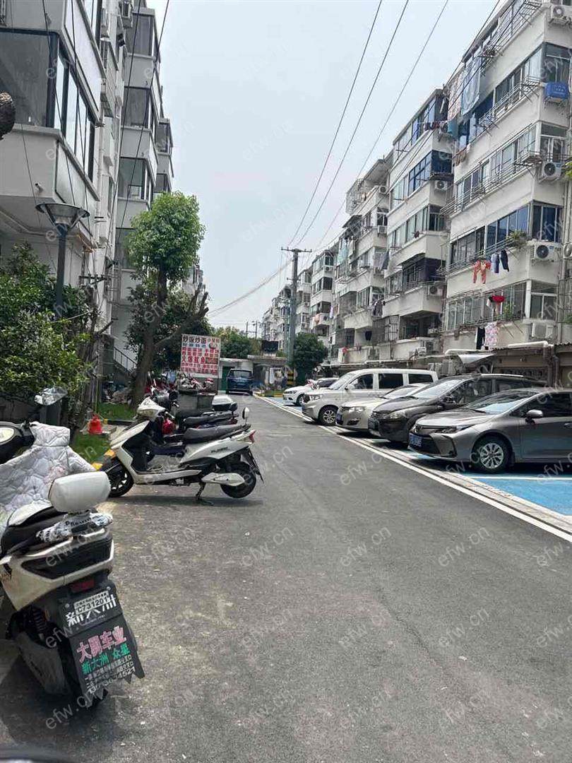 风雷新村一室一厅一厨一卫