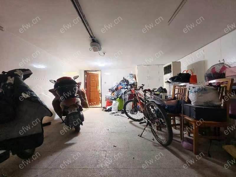 华府庄园四区 5室2厅