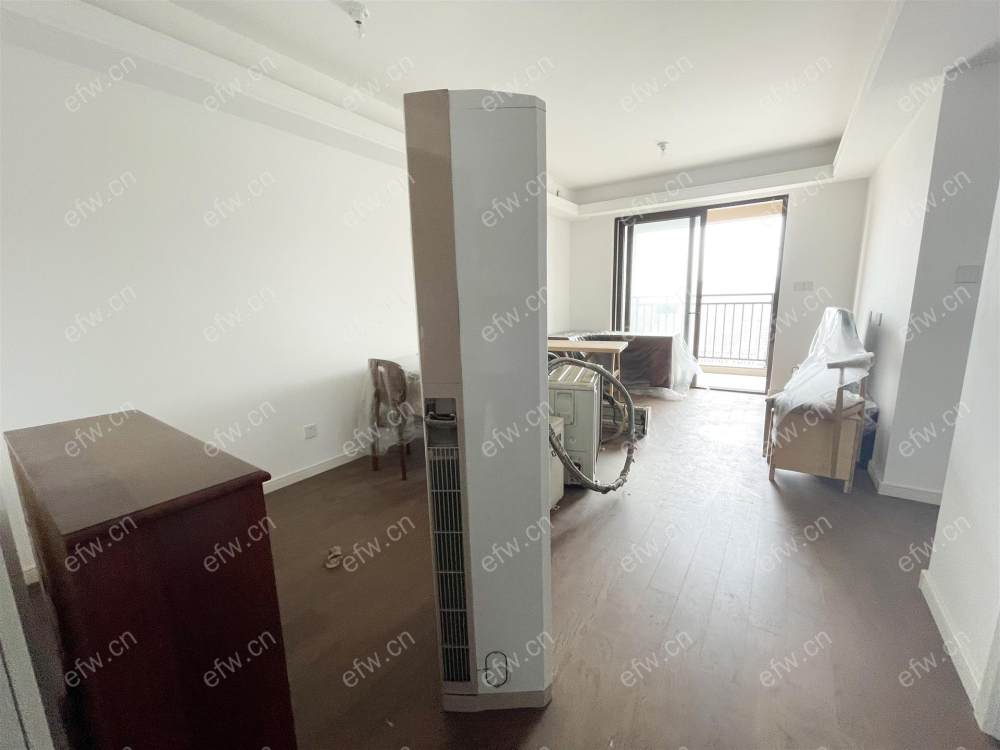 万科天一新著精装三房出售 中上楼层 采光好