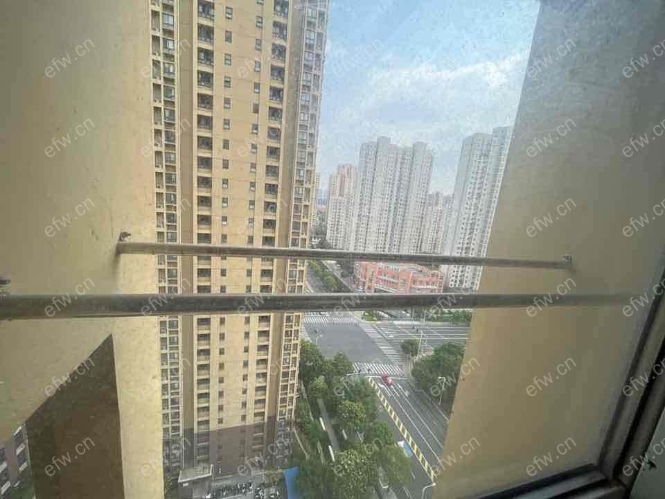 家电齐全 带飘窗 毛湾家园 采光好 绿化好