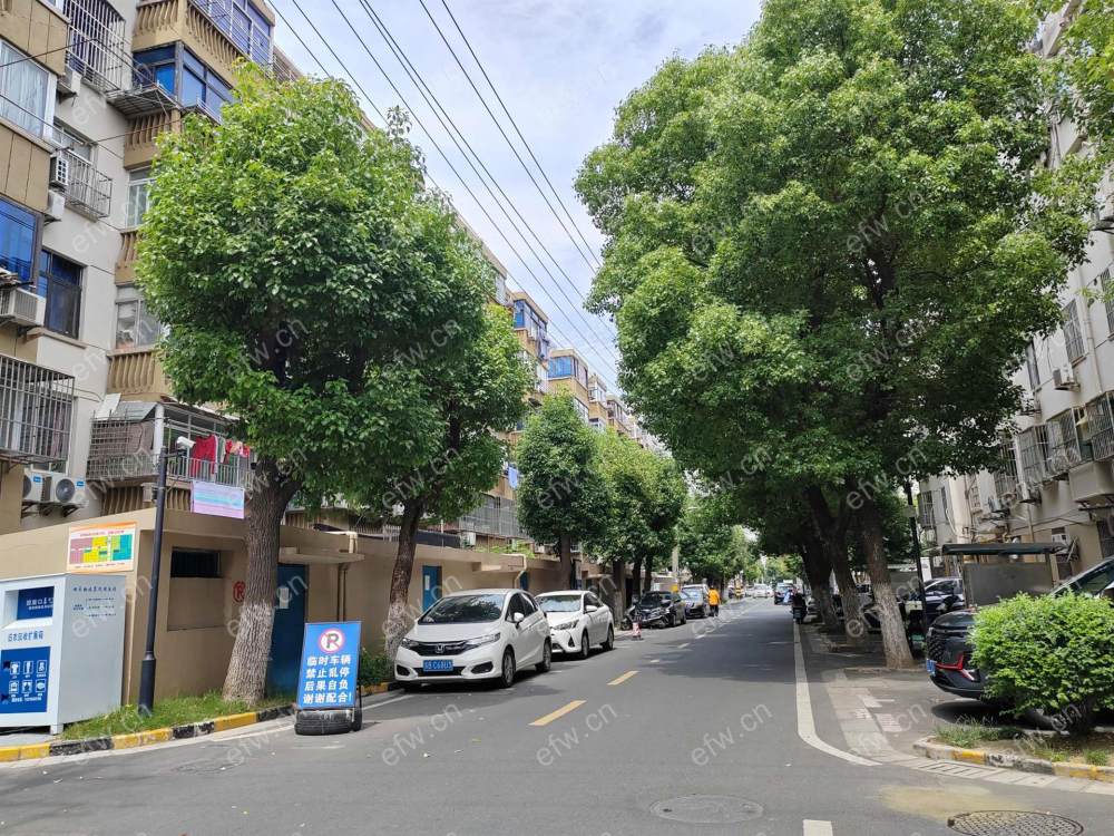 高步沿精装1室  随时看房 拎包入住