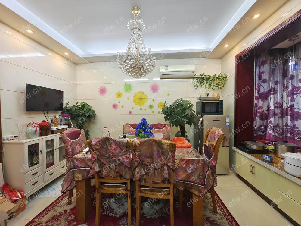 金都花园 精装  拎包入住二层