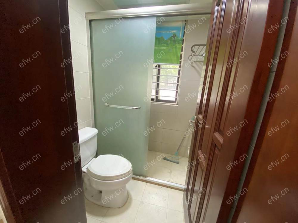 紫金门 4室2厅。。。。。。