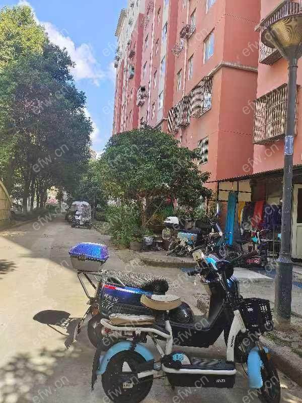 地铁口 双阳台 简单装修