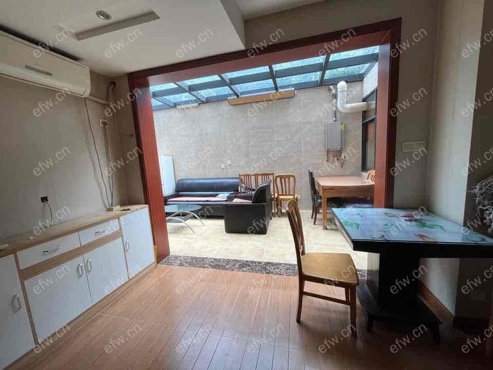 蓉湖山水 洋房精装 出租