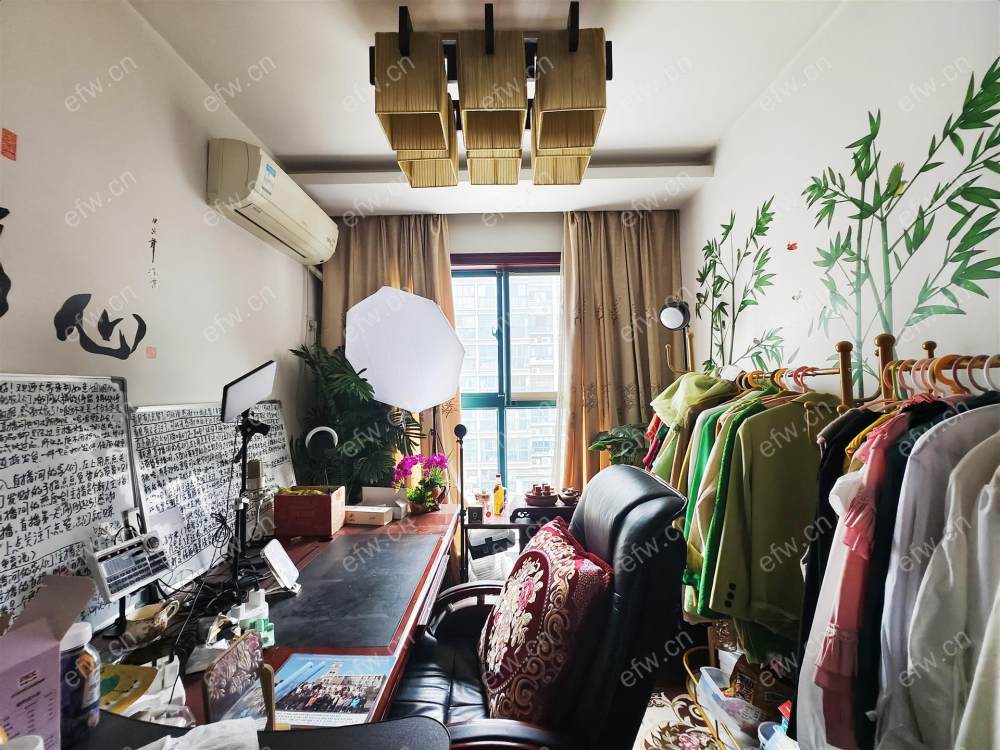 金都花园 精装  拎包入住二层