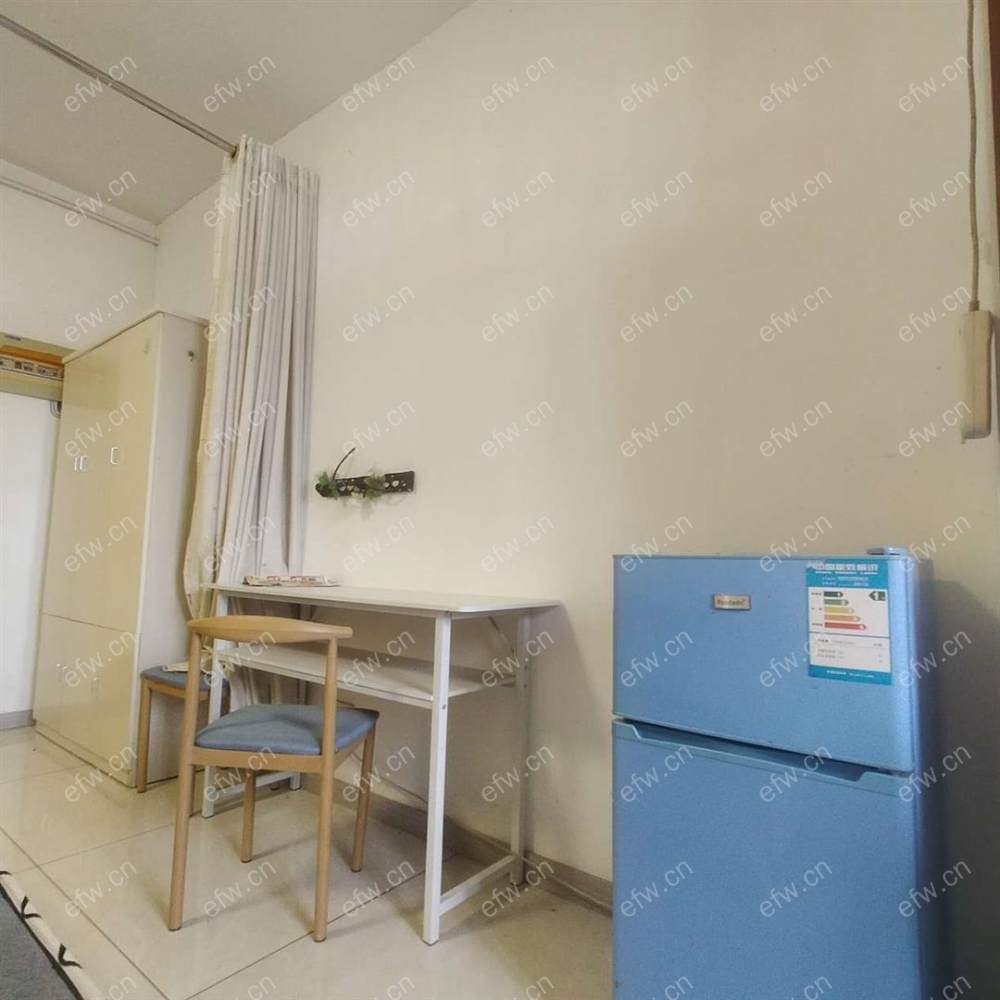 东风家园 1室1厅