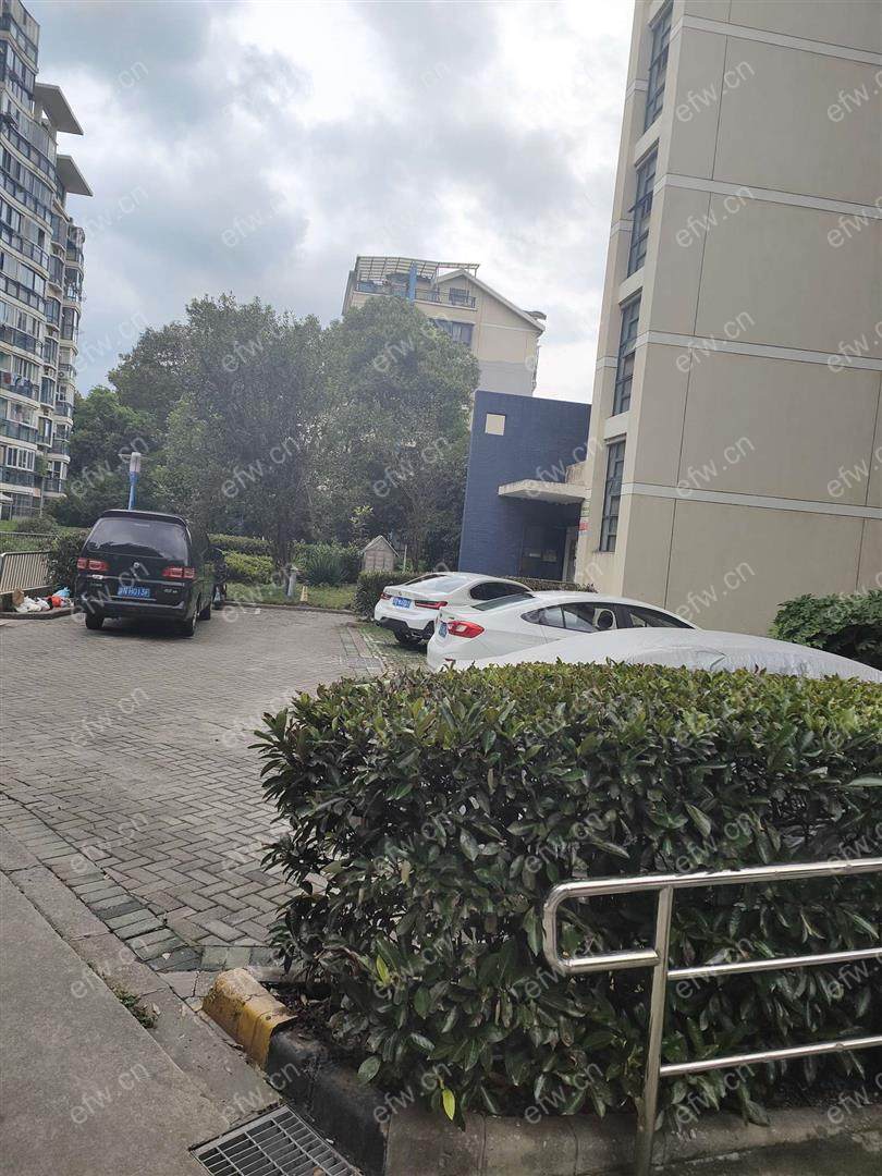 凤宾家园精装3室  随时看房 拎包入住