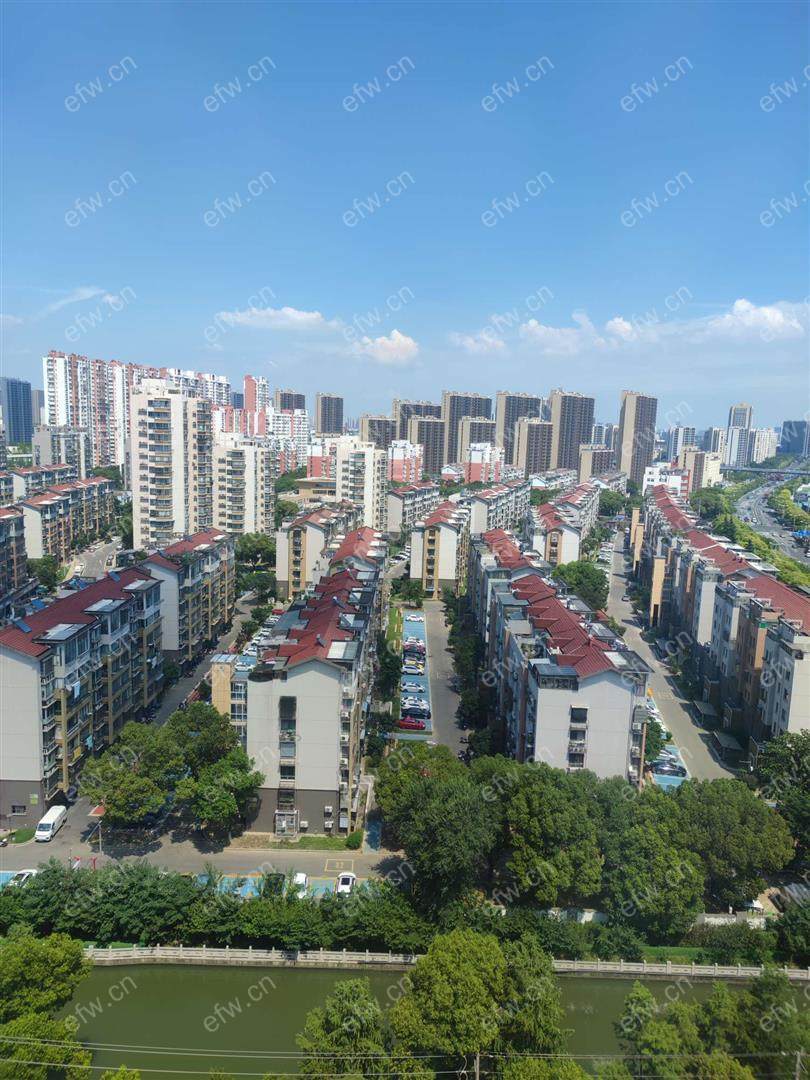 富城湾精装1室  随时看房 拎包入住