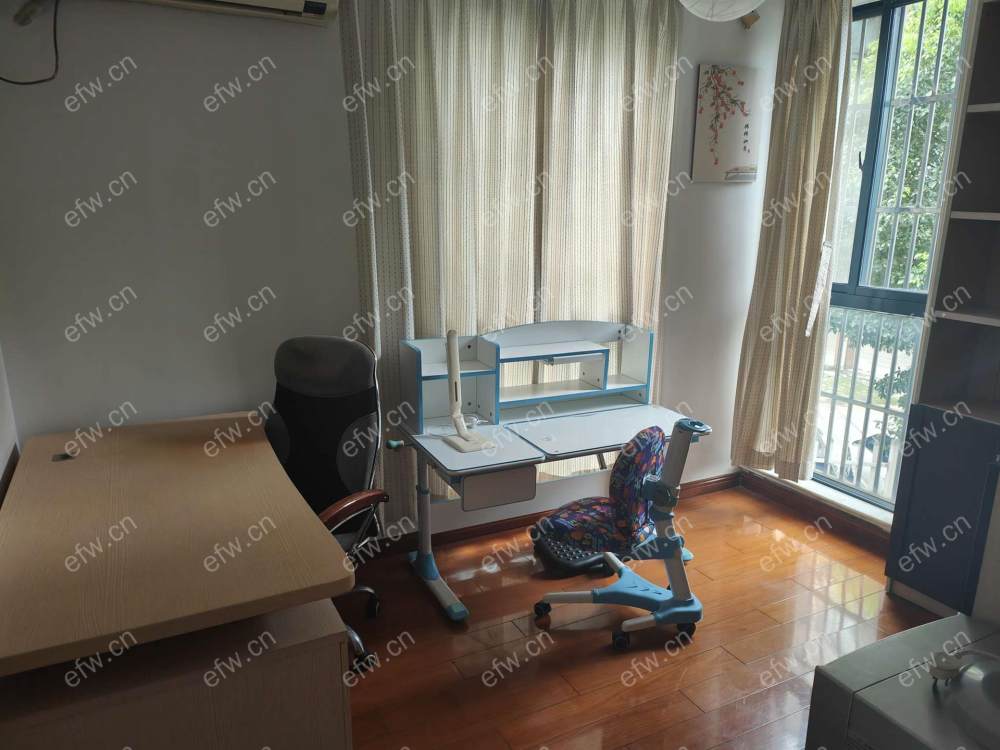 凤宾家园精装3室  随时看房 拎包入住