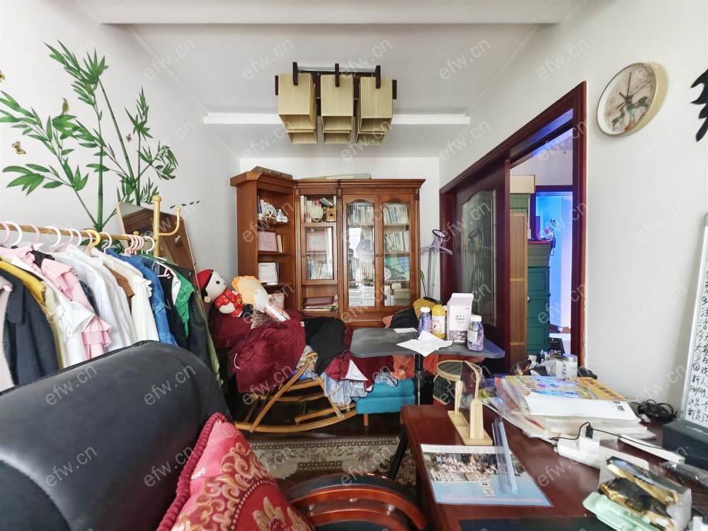 金都花园 精装  拎包入住二层