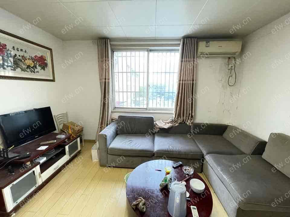 山明四村   3室1厅