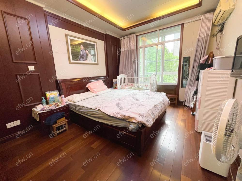 精装三室送车库
