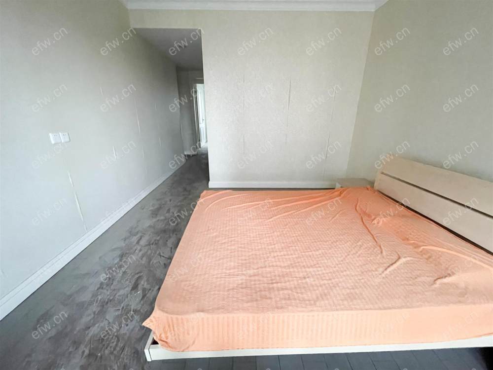 玉兰公馆二区 三房 开发商装修