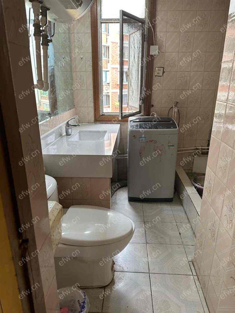 广瑞路2室  随时看房 拎包入住保养不错保养